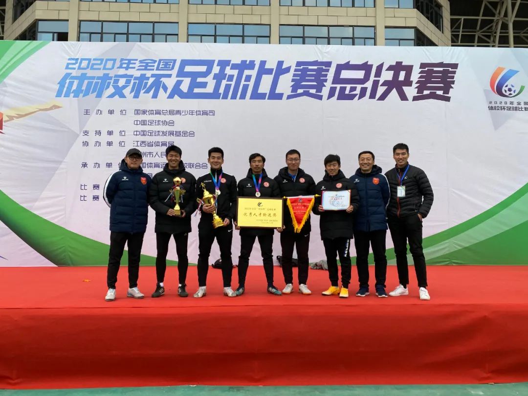 9b6227146f16417fa3b956be2412fbe8.jpg 电竞实时数据网