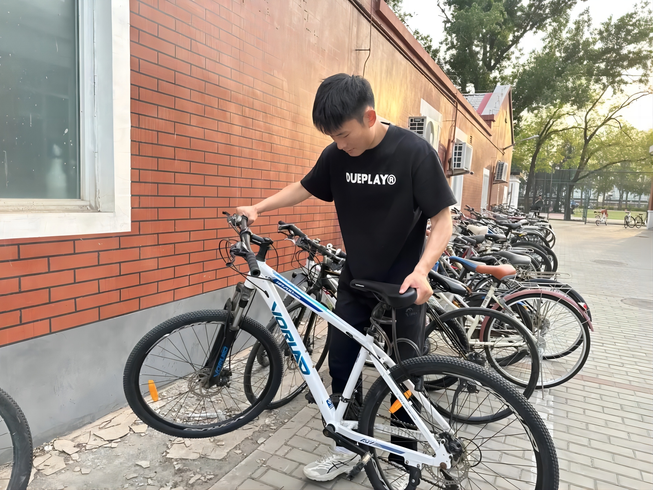 e2c31a7826d847bfba7a760ab6d7cf17.jpg 电竞实时数据网