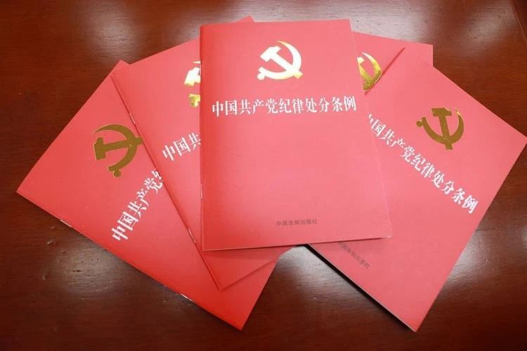 6e67dd2a84f346ecb4808d3b91defd7d.jpg 电竞实时数据网