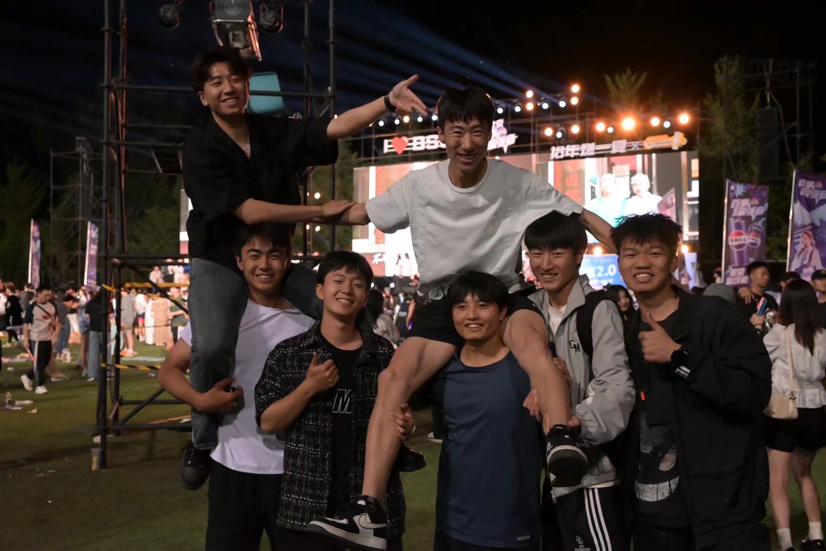 7ca08b70daa248df9be9865af44bcfdb.jpg 电竞实时数据网