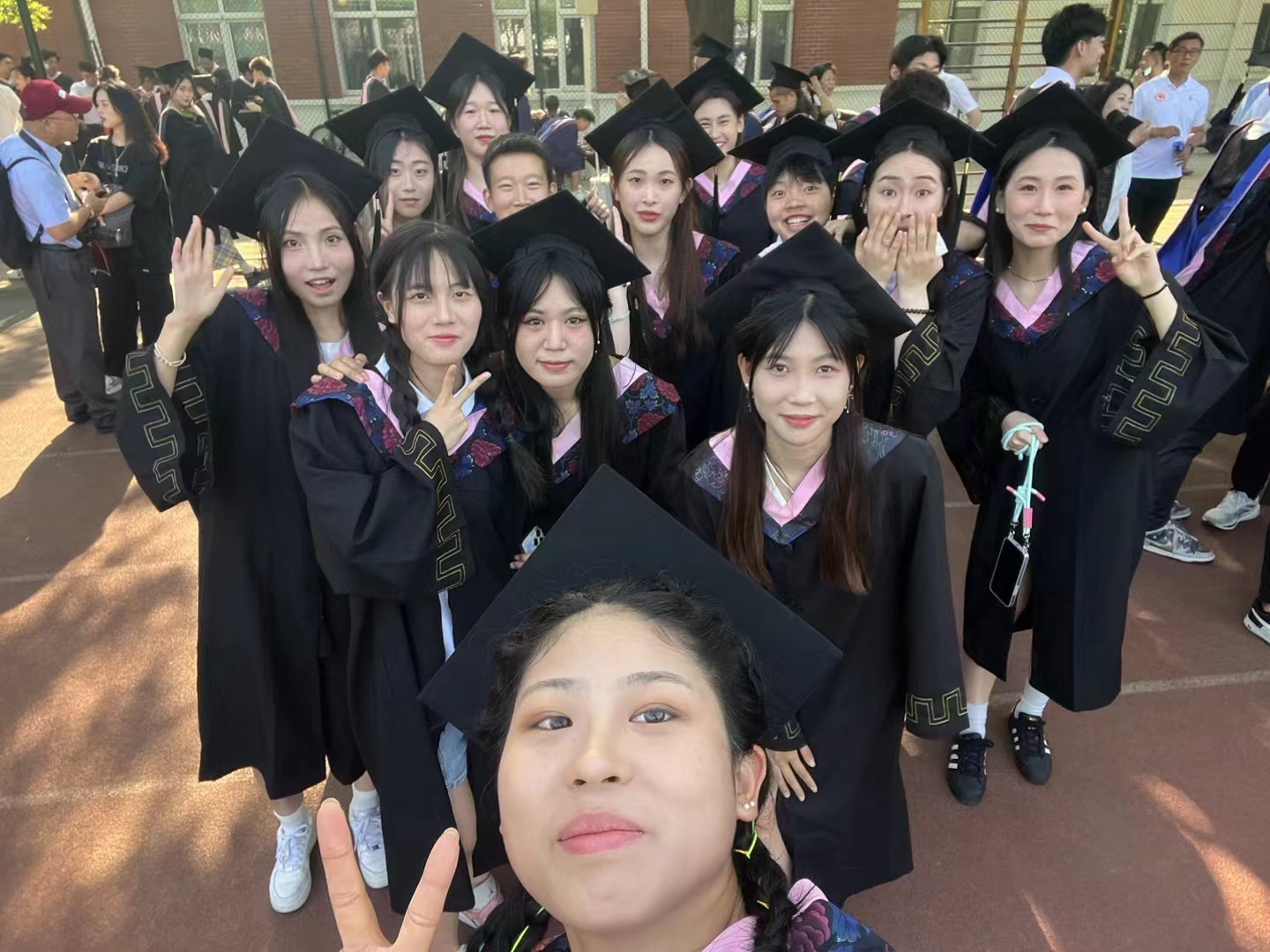 9e354238907041f1be94c8a673afee7a.jpg 电竞实时数据网