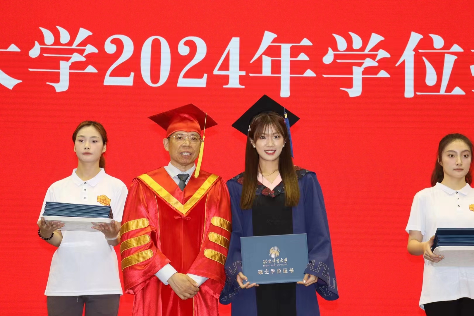 ca177987bedc4a64b85443738c854c53.jpg 电竞实时数据网