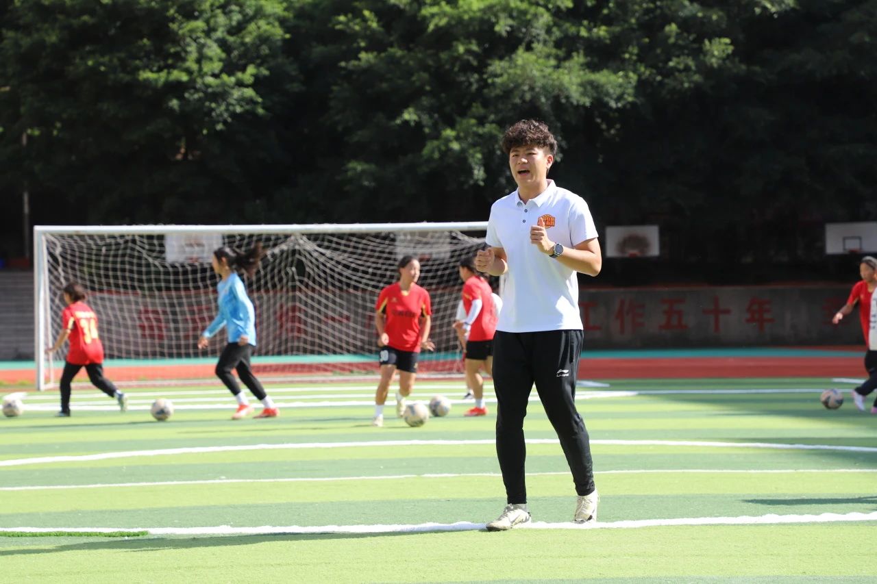18f458bff64b4fab897020d8240ecbd8.jpg 电竞实时数据网