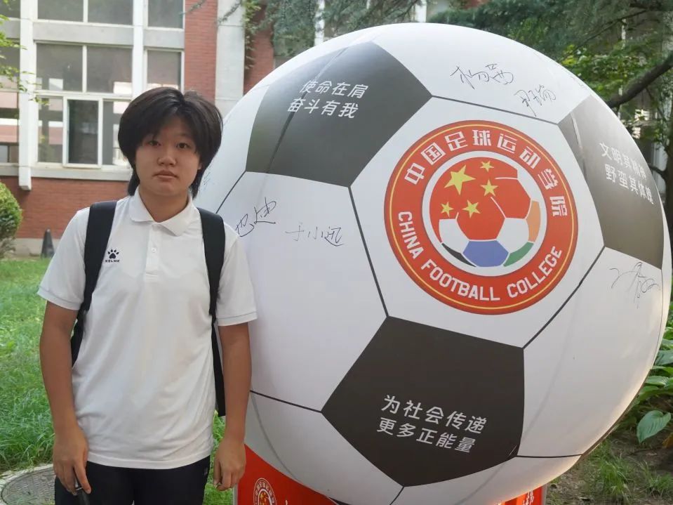 e9d6aa33d2c64c35ad1d9618ffa1f835.jpg 电竞实时数据网