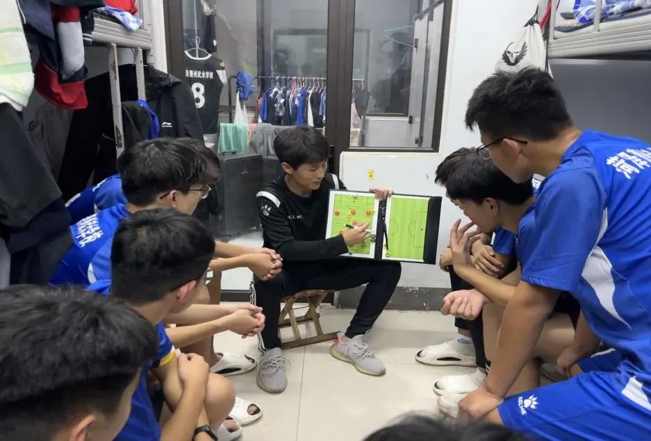 842f2633b6534fccba4e006694ba56e9.jpg 电竞实时数据网