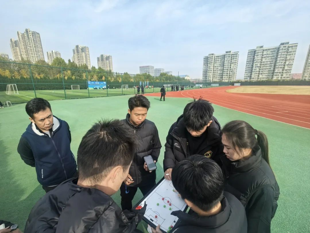 d2aee5b3410a4af3b5faa25b67b29501.jpg 电竞实时数据网