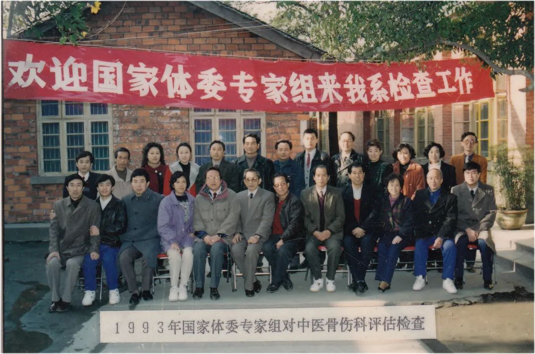 7e020b9c4da34a1793fb484b6e51dfb4.jpg 电竞实时数据网