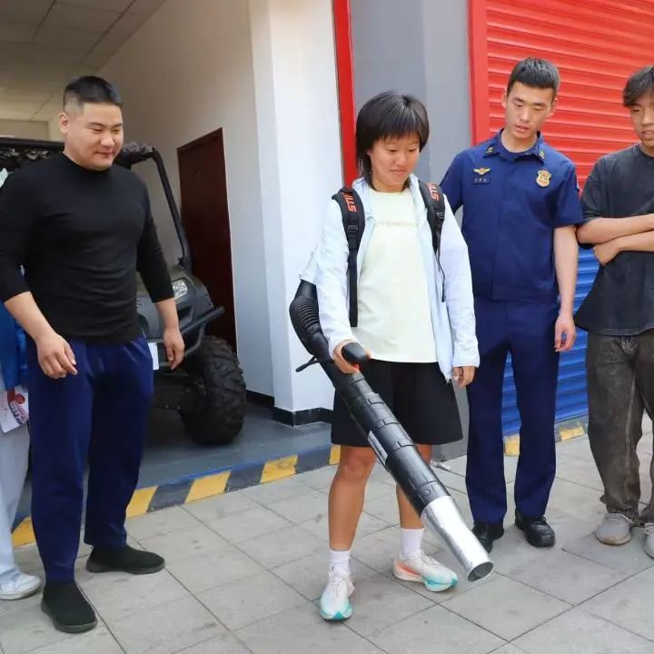 0495eddb852f459298d5c933fd5de1e2.jpg 电竞实时数据网