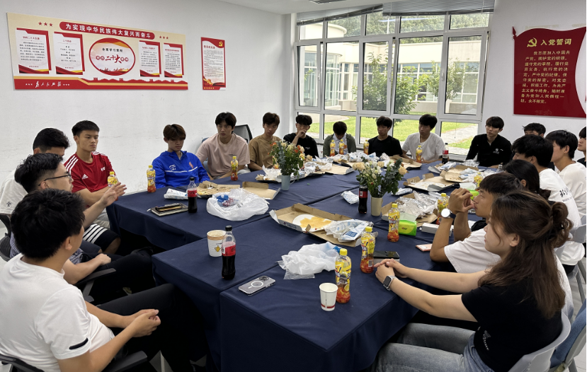 0712edd8cede4a02b66d280e5da55fbf.png 电竞实时数据网